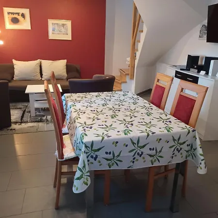 Appartamento Langenhecke 18 *